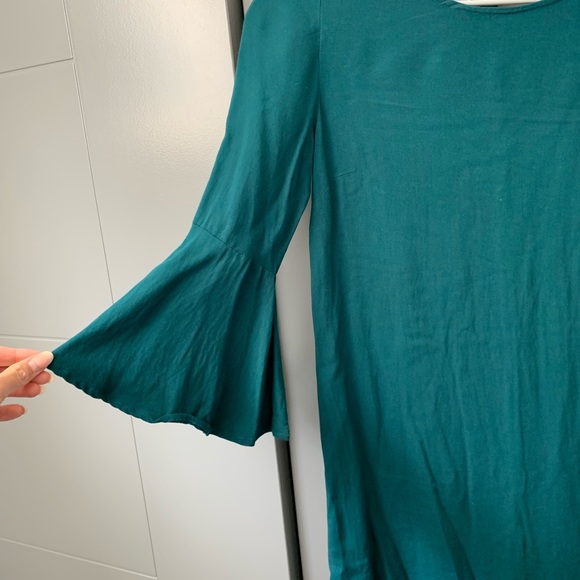 Dress - Picture 4 of 4